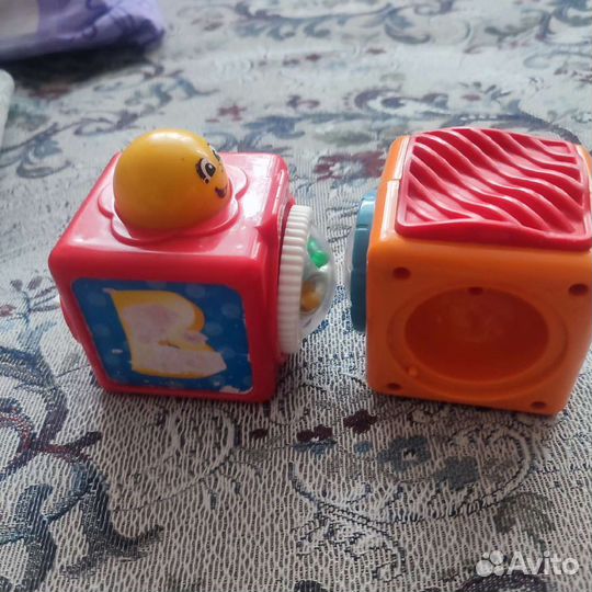 Развивающий кубик