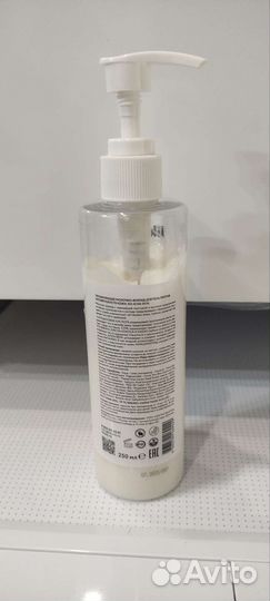 Молочко для тела likato professional