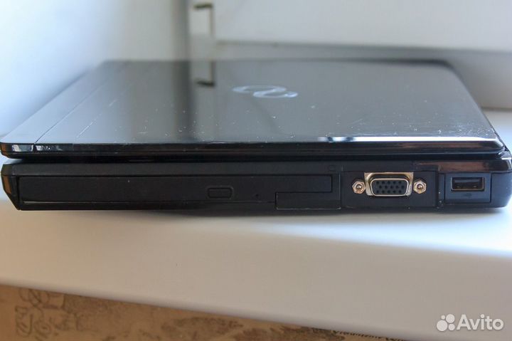 Ноутбук Fujitsu Lifebook P771