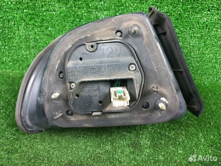 Фонарь задний задний правый Mitsubishi Galant E54A