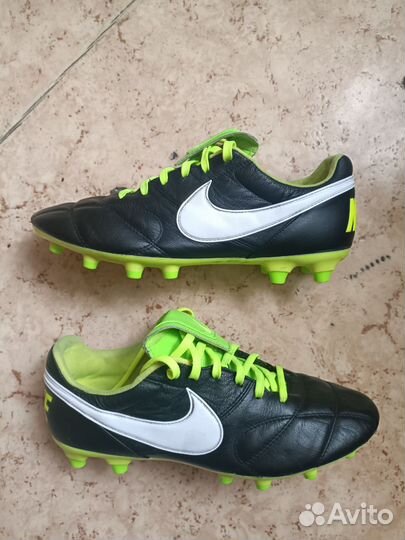 Nike Tiempo premier