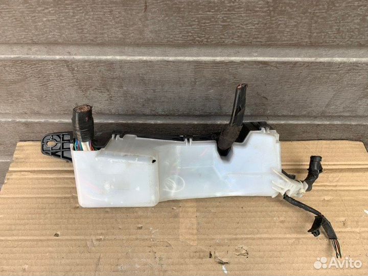 Блок предохранителей Toyota Corolla E120 1.4 4zzfe