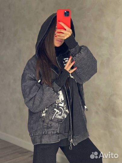 Джинсовая куртка