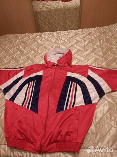 Спортивный костюм женский, немного б/у, состояние