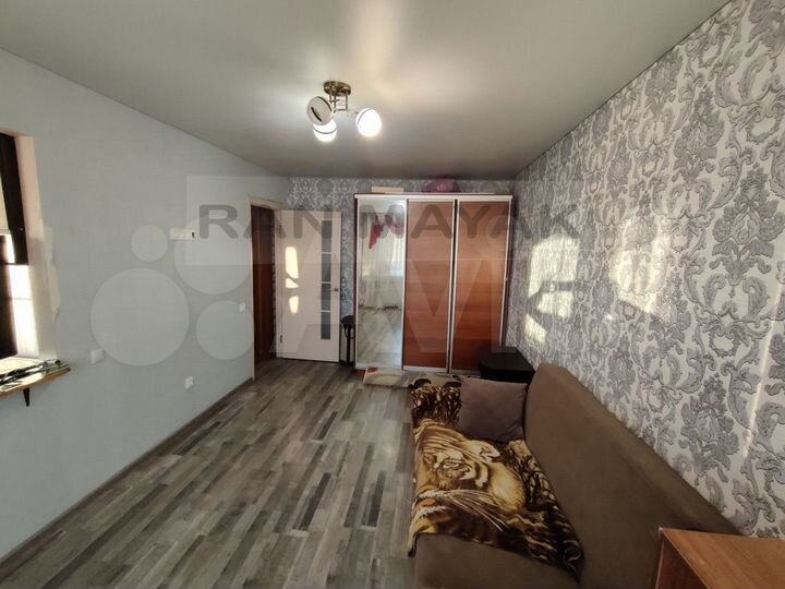 1-к. квартира, 30 м², 5/5 эт.