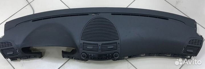 Торпедо Mercedes-Benz W211 E320 (Мерседес В211)