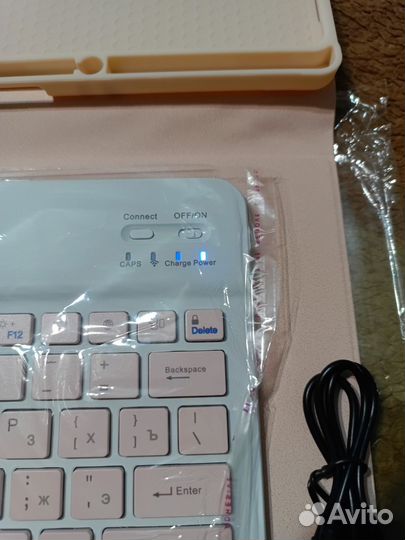 Чехол для планшета Samsung Galaxy S9 с клавиатурой