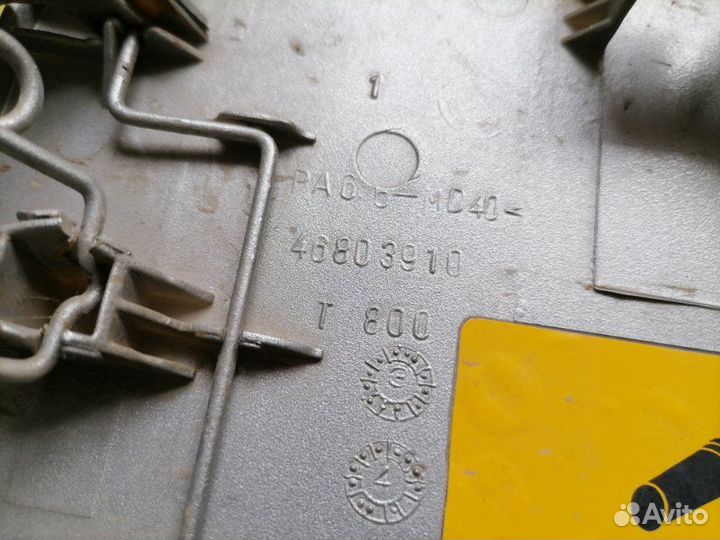 Лючок бензобака Fiat Albea 2002-2012 1.4 78 Л/С