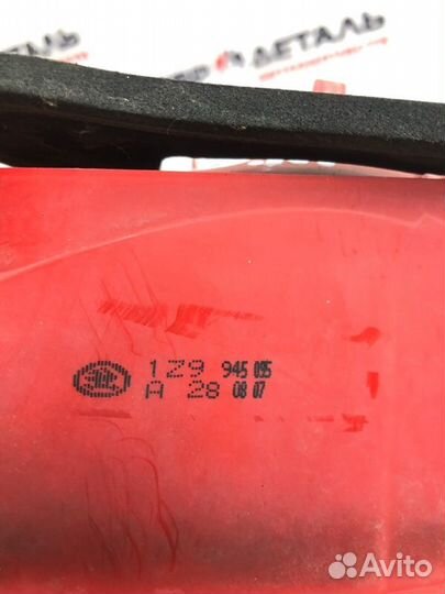 Фонарь левый Skoda Octavia A5 универсал 2.0 BVX