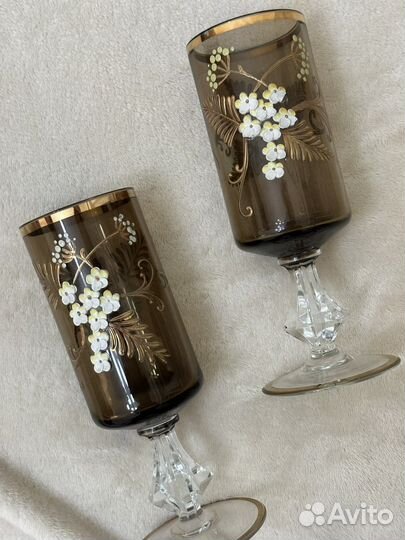 Хрустальные бокалы