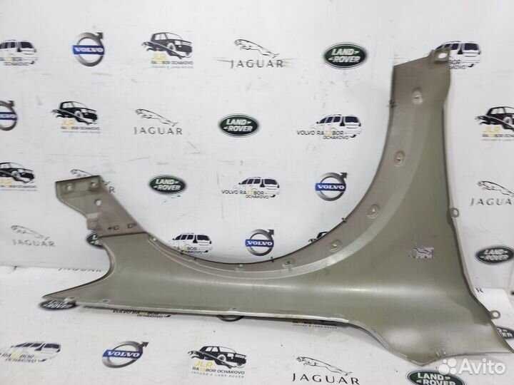 Крыло переднее левое Volvo XC70 2000-2007