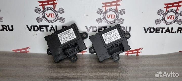 Блок управления дверьми задний Volvo S80 седан