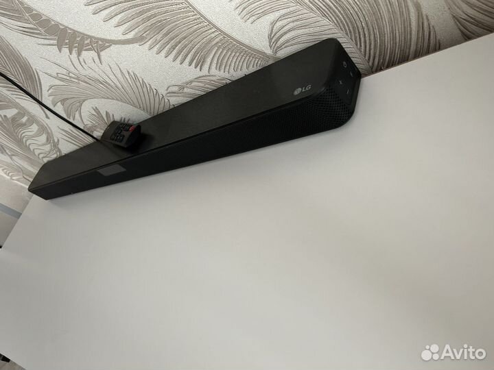 Саундбар lg
