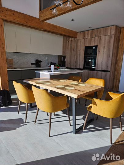 Стол обеденный из слэба карагача