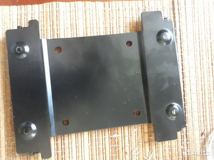 Кронштейн для тв/монитора vesa BN61-00140x 