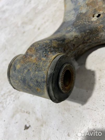 Рычаг передний правый Toyota Corolla 150 1ZR 2007