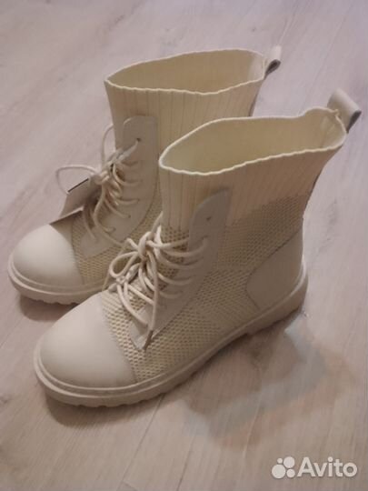 Ботинки женские