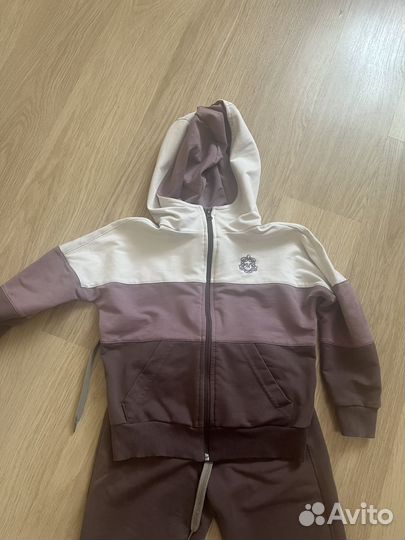 Спортивный костюм для девочки 128