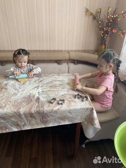 Няня для ребенка работа