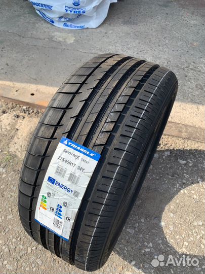 Triangle TH201 255/45 R17