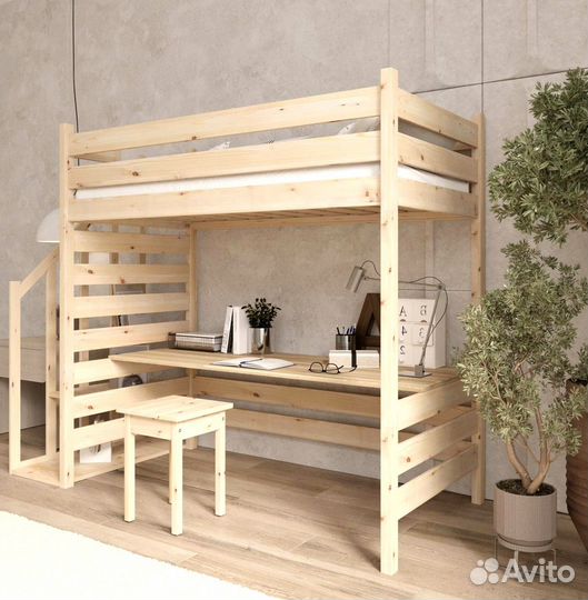 Двухъярусная кровать из массива дерева