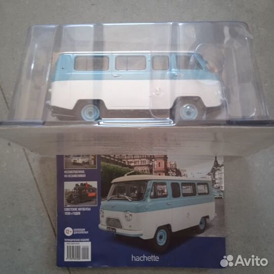 Коллекционная модель уаз-452В масштаб 1:24