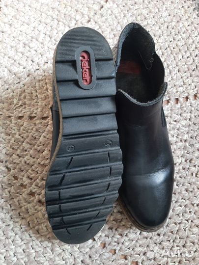 Ботинки женские