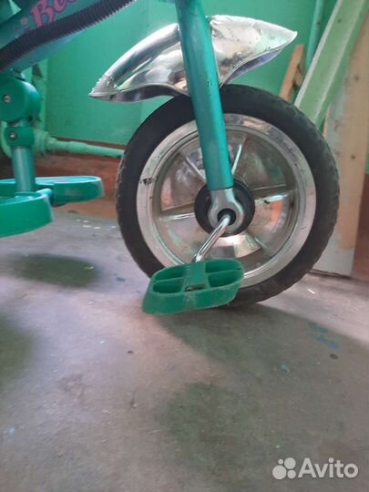 Детский трехколесный велосипед