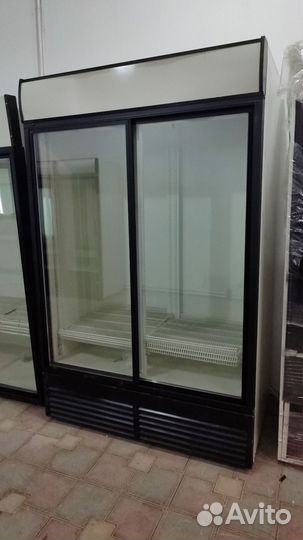 Витринный холодильник