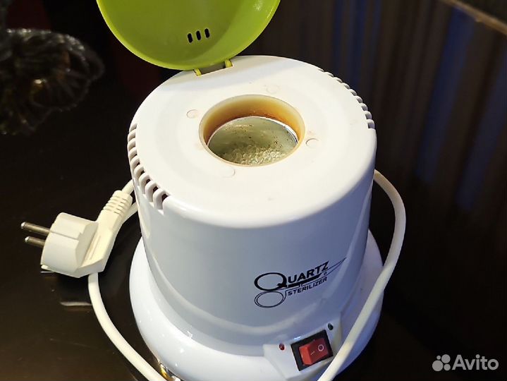 Стерилизатор для маникюрных инструментов