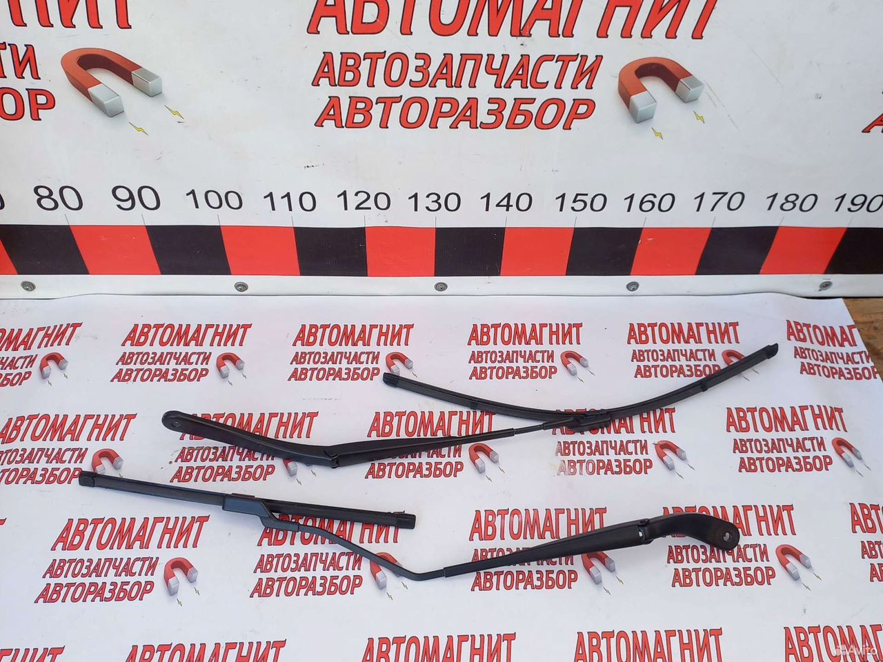 Поводок стеклоочистителя дворник Рено Аркана