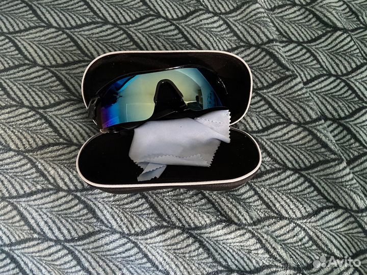 Солнечные очки унисекс