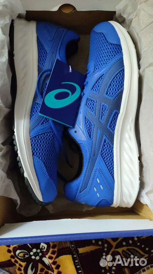Кроссовки asics