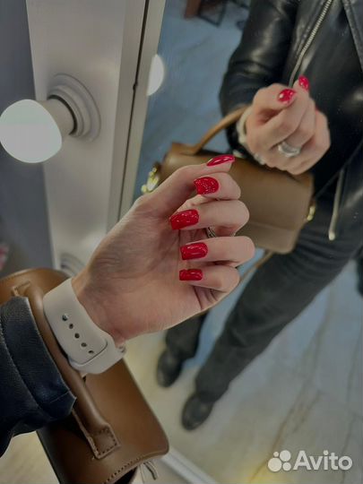 Маникюр, педикюр