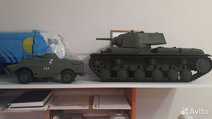 RC модель танка кв 1