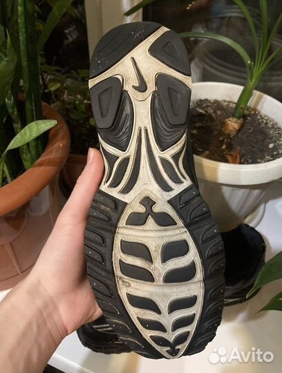 Кроссовки Nike