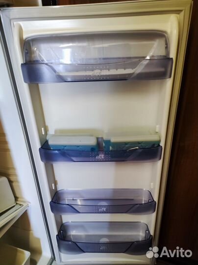 Холодильник под ремонт / на запчасти