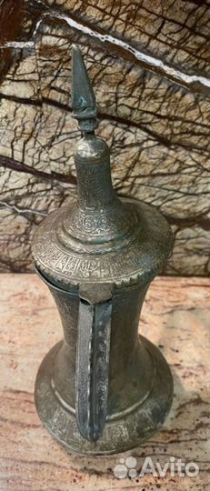 Старинный кумган. Восток