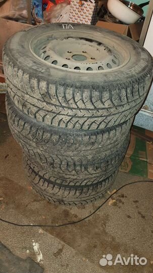 Bridgestone Ice Cruiser 7000S 195/65 R15 T