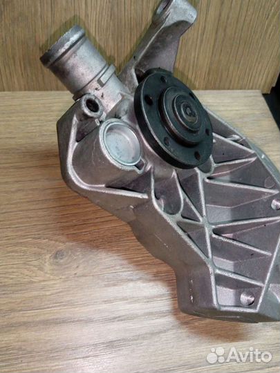 Водяной насос Skoda Fabia