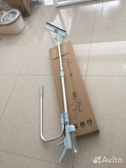 Швабра телескопическая для окон и зеркал