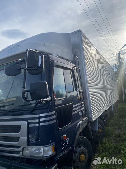 Hino 700 (Profia), 2001