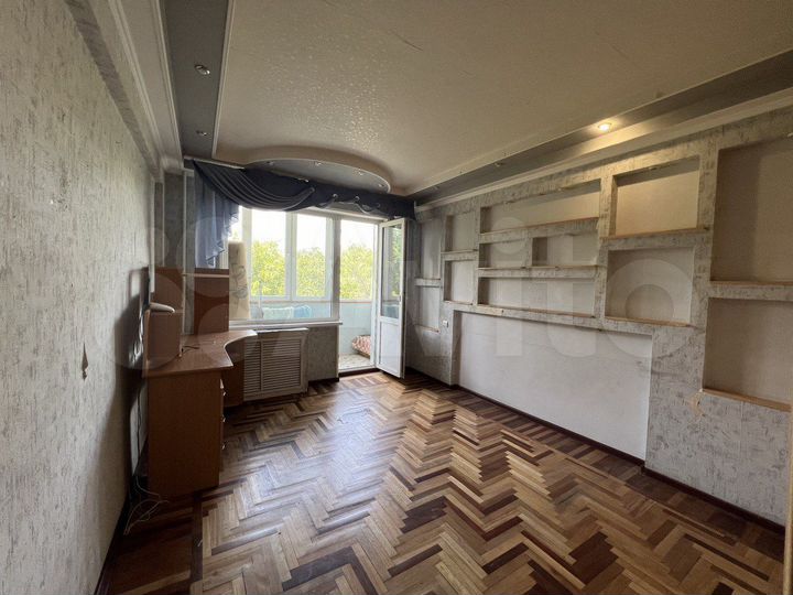 3-к. квартира, 70 м², 4/5 эт.