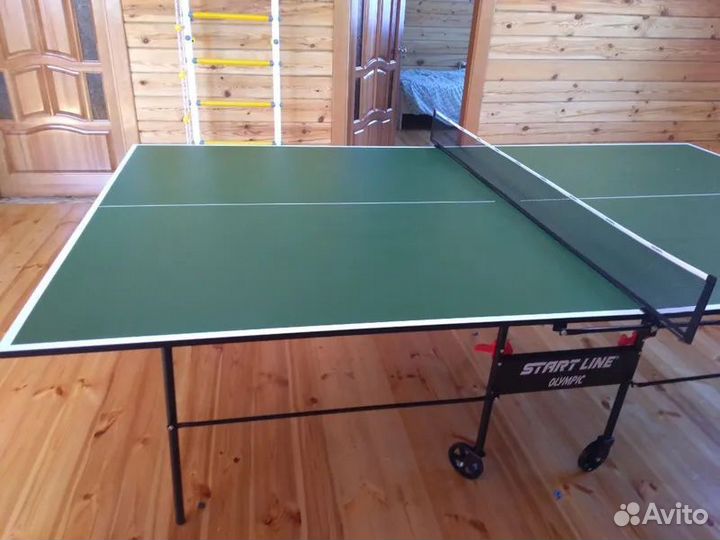 Теннисный стол для помещения
