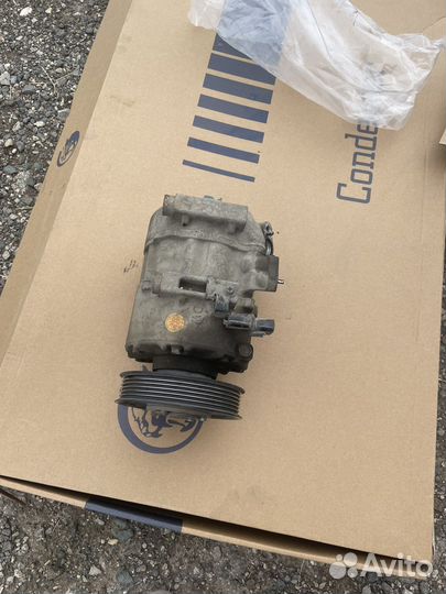 Компрессор автомобильный кондиционера