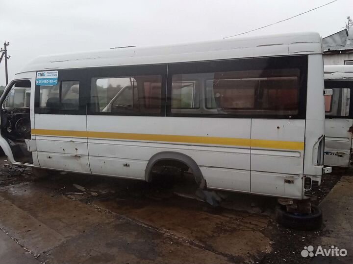 Стекло боковое MB Sprinter classic 909