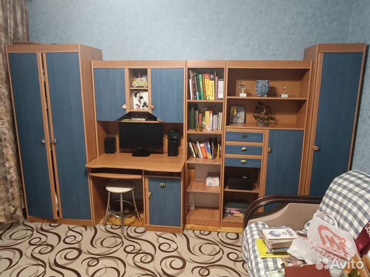 Продаю стенку