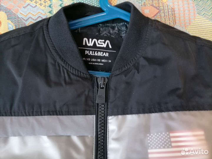 Куртка ветровка