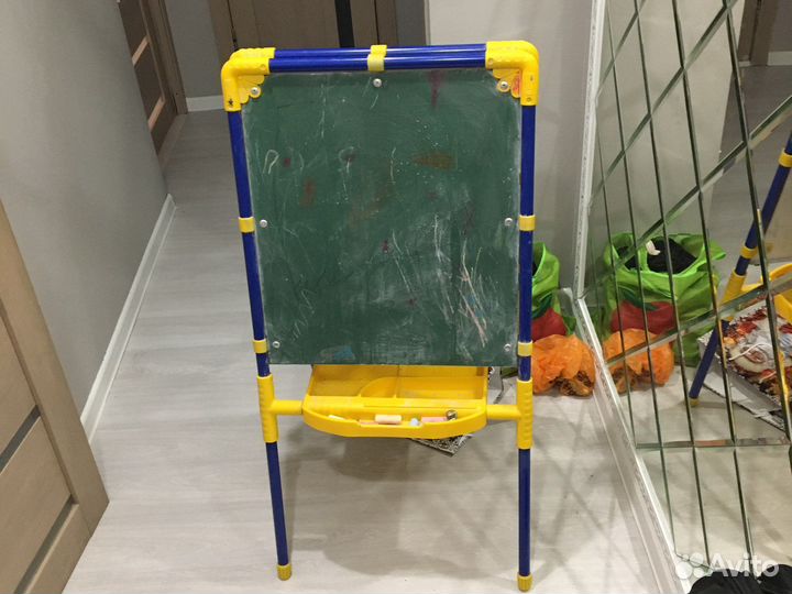 Мольберт детский