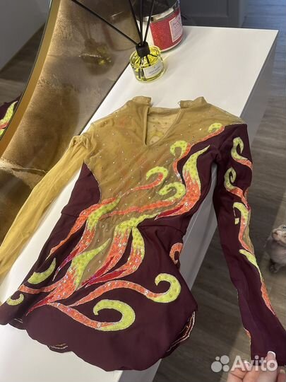 Купальник для художественной гимнастики